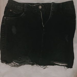 Denim ripped skirt